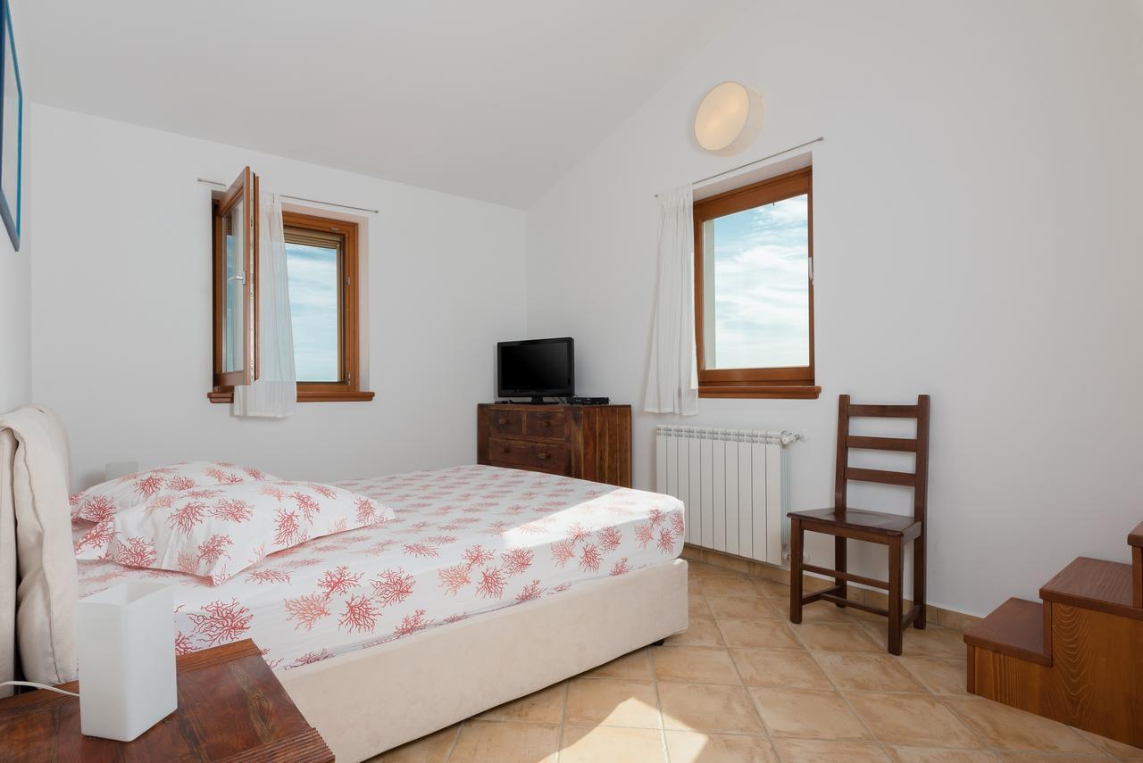 Apartments Athos Rabac Exteriör bild